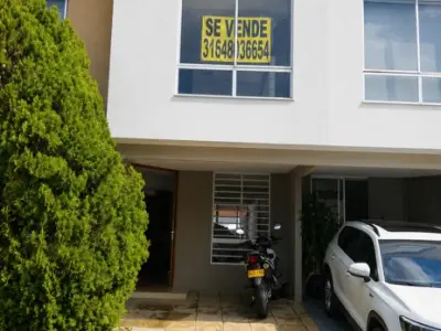 Venta Casa en Conjunto Residencial Tucán Jamundi