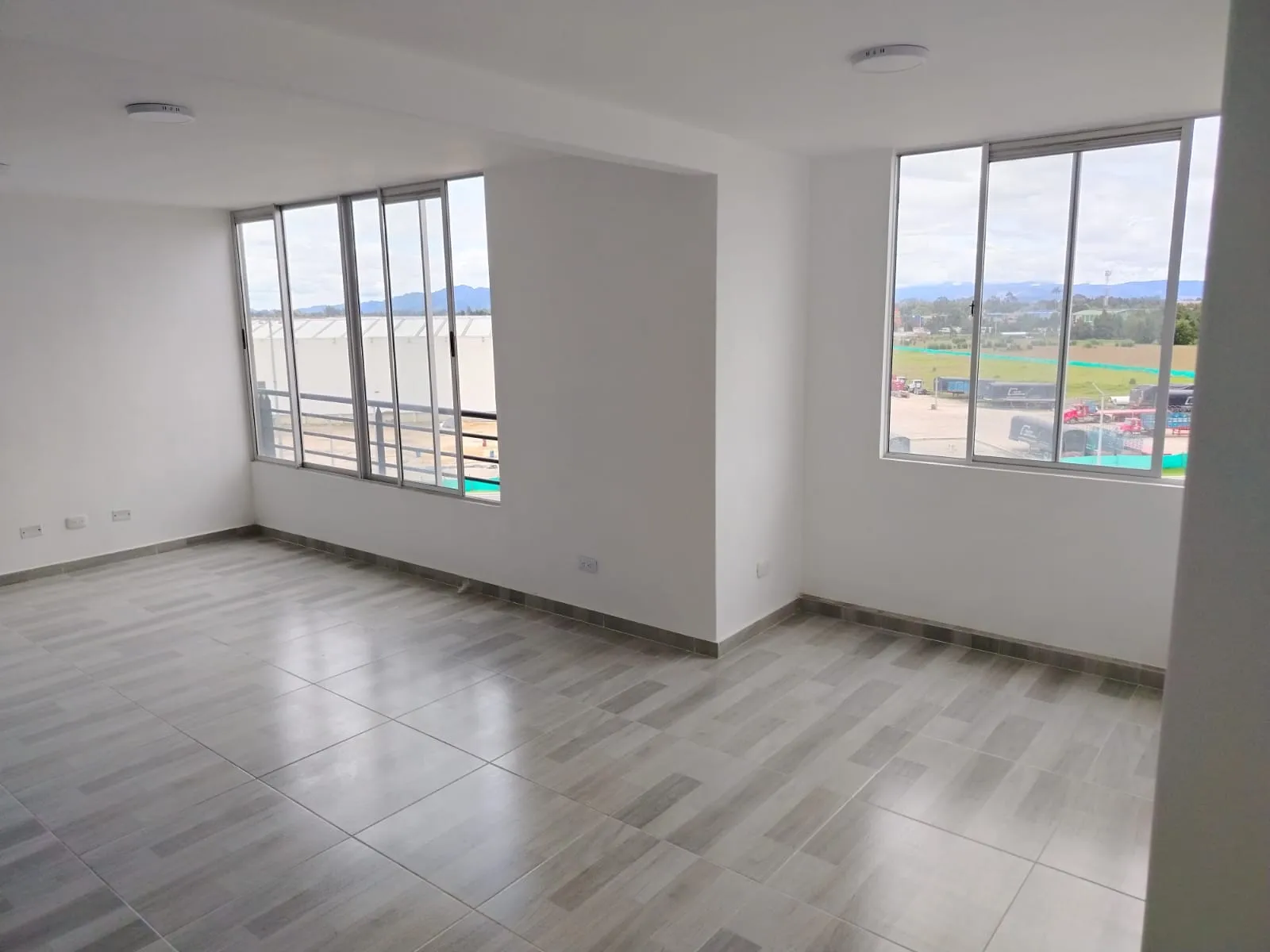 Arriendo Apartamento Madrid Conjunto Romero - 6