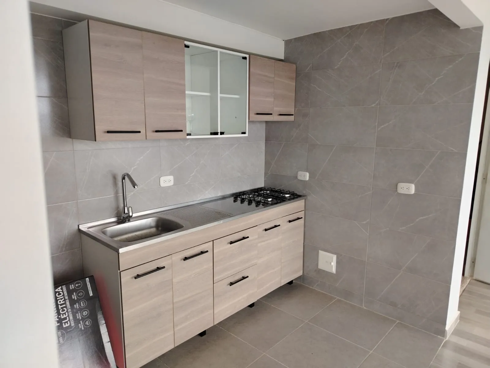 Arriendo Apartamento Madrid Conjunto Romero - 9