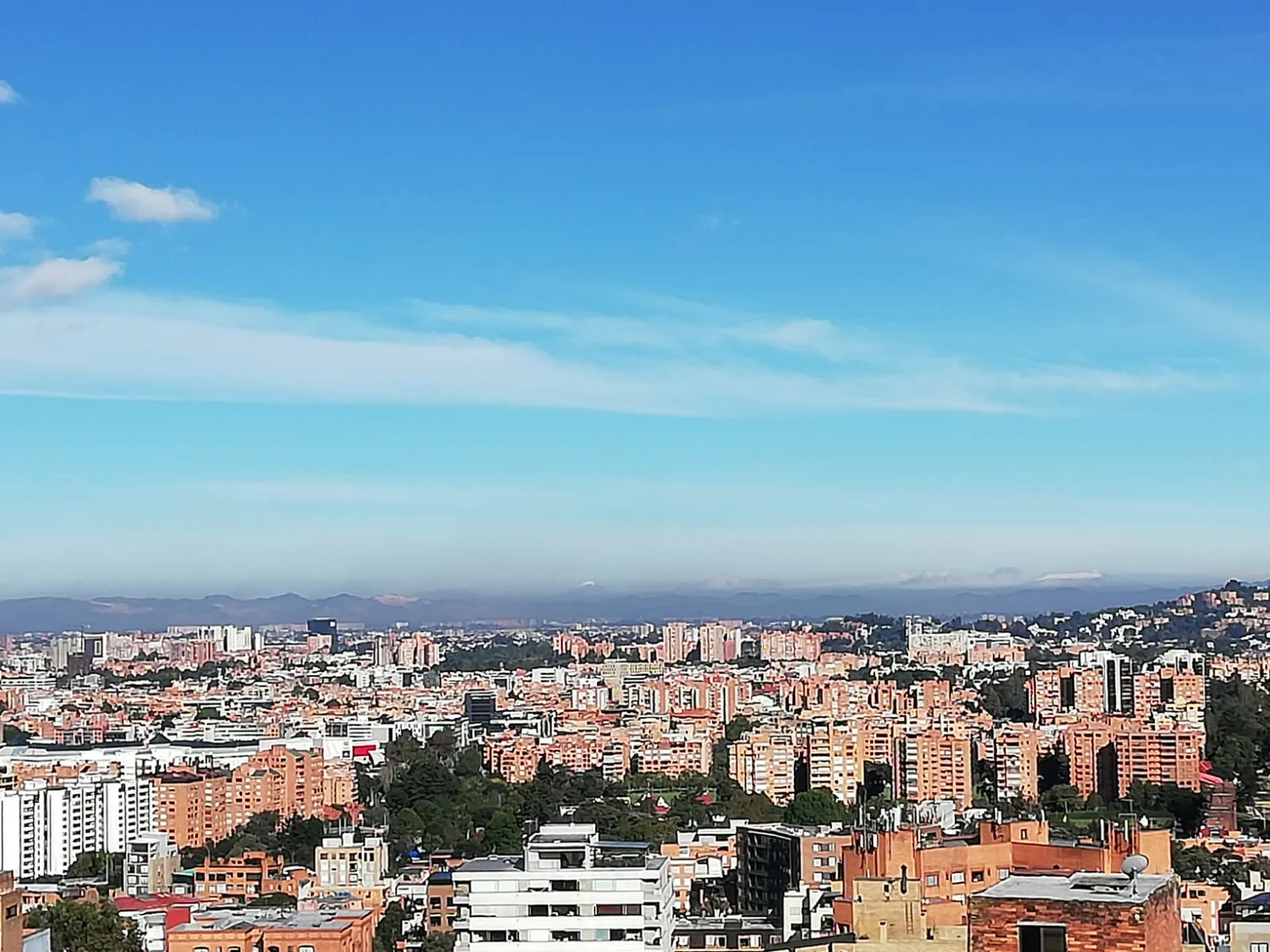 VENDO HERMOSO APARTAESTUDIO CALLE 127 CON CRA 3 - 6