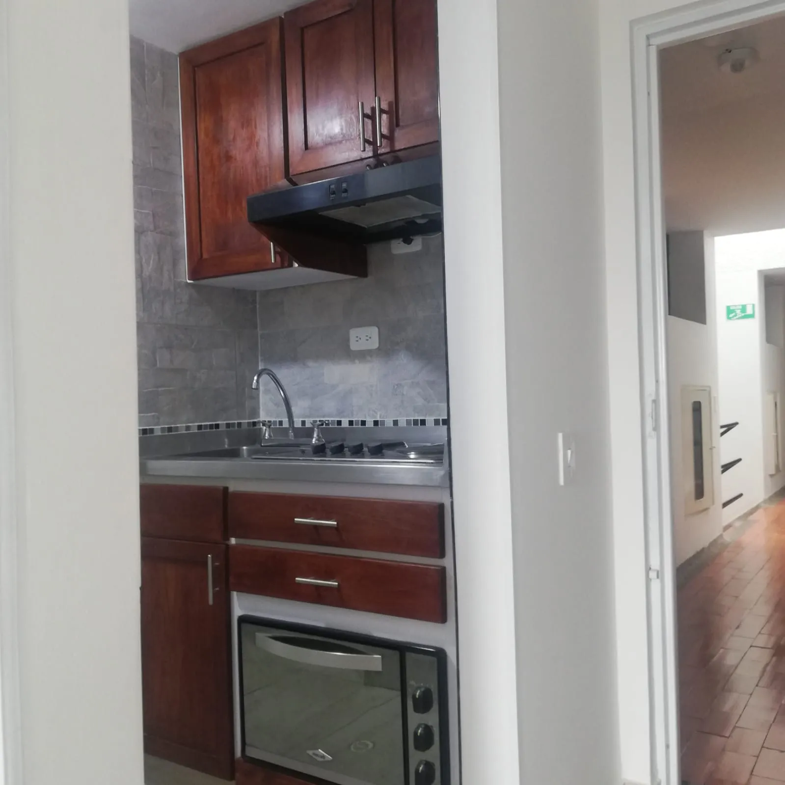 VENDO HERMOSO APARTAESTUDIO CALLE 127 CON CRA 3 - 12