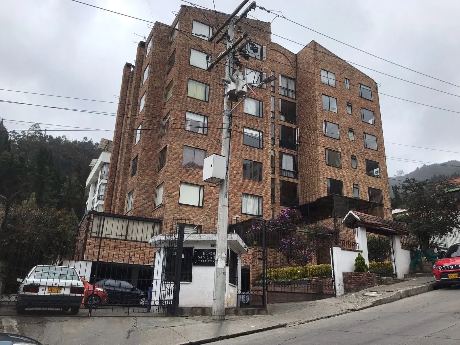 VENDO HERMOSO APARTAESTUDIO CALLE 127 CON CRA 3 - 7