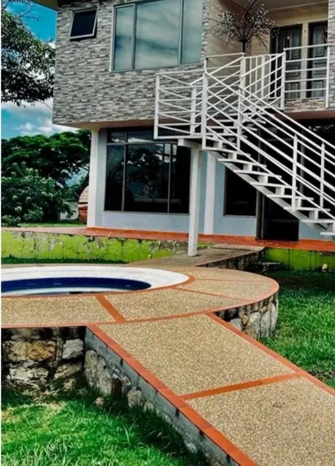 VENDO CENTRO VACACIONAL EN CHINAUTA - 19