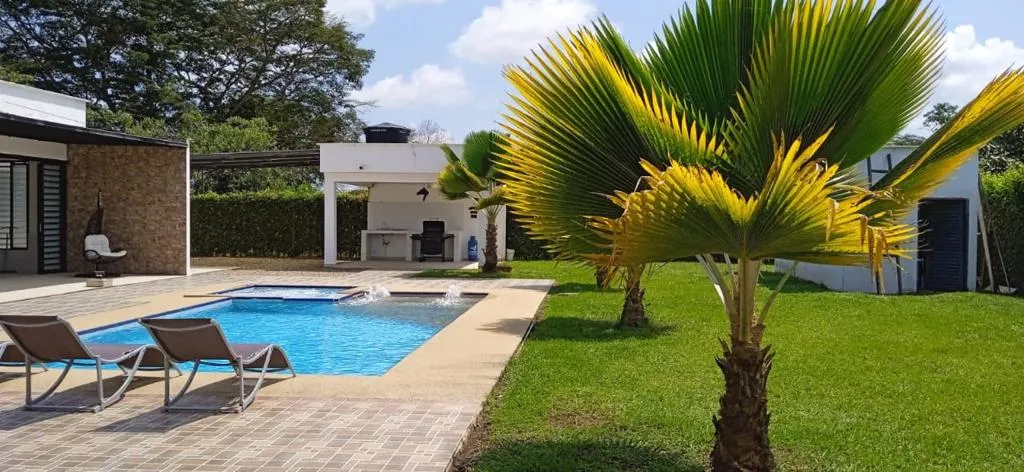 VENDO HERMOSA CASA CAMPESTRE EN VILLAVICENCIO - SECTOR APIAY — foto 13