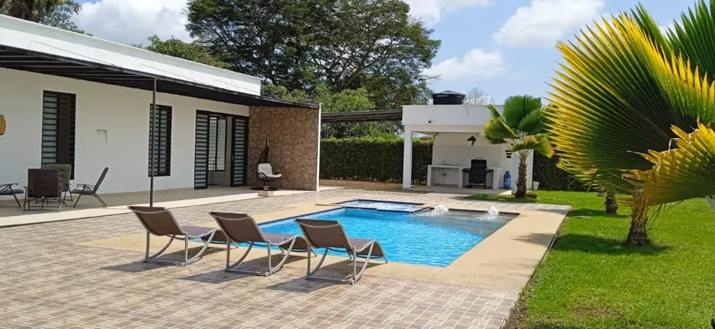 VENDO HERMOSA CASA CAMPESTRE EN VILLAVICENCIO - SECTOR APIAY — foto 7