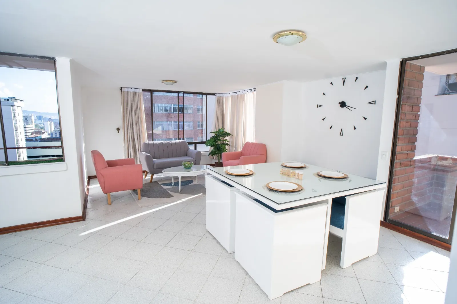 Apartamento en Venta en el Centro de Medellín Torre Caracas 2 - 1