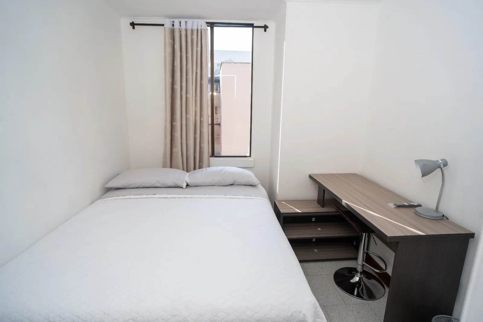 Apartamento en Venta en el Centro de Medellín Torre Caracas 2 - 20