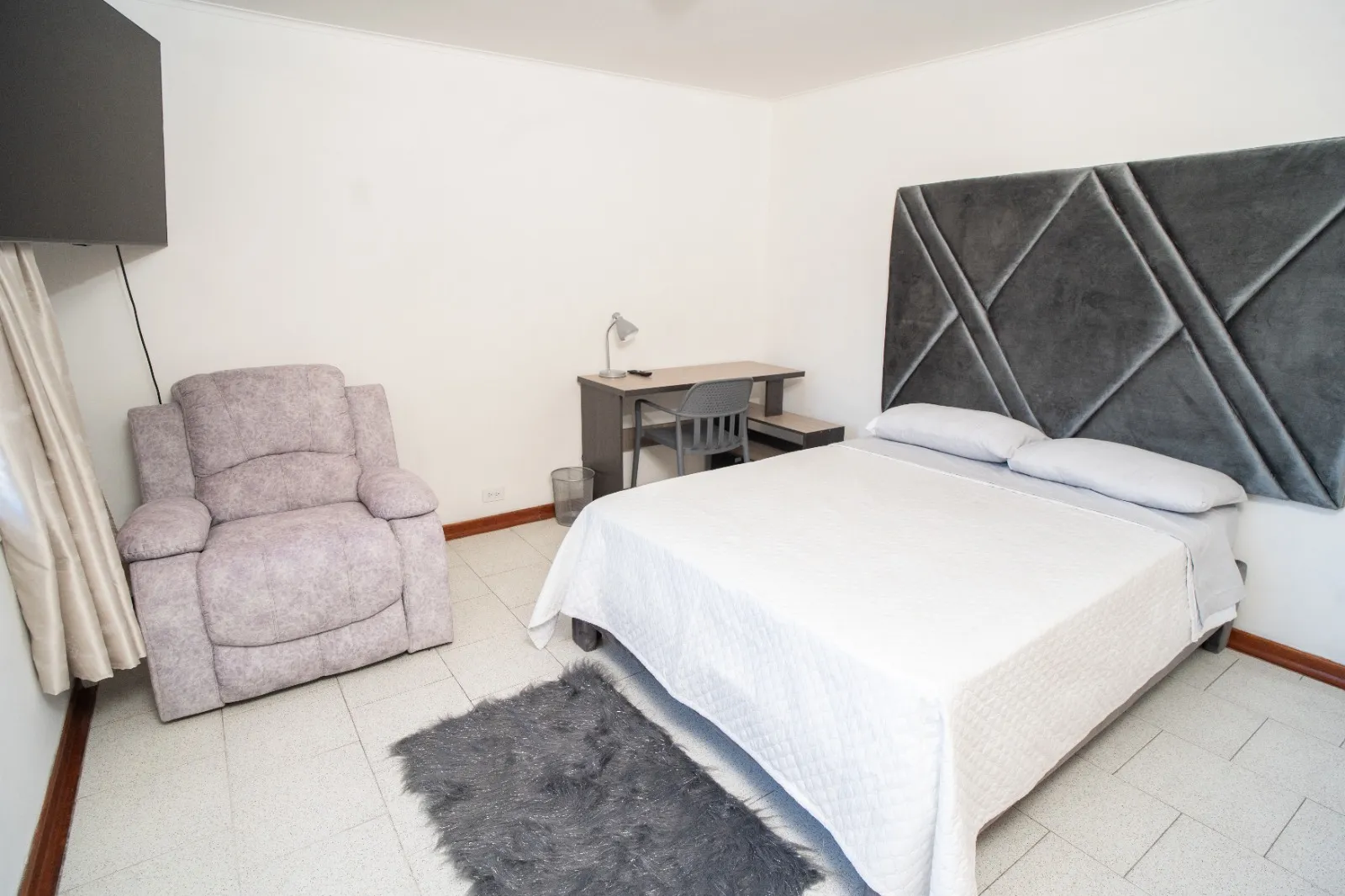 Apartamento en Venta en el Centro de Medellín Torre Caracas 2 - 18
