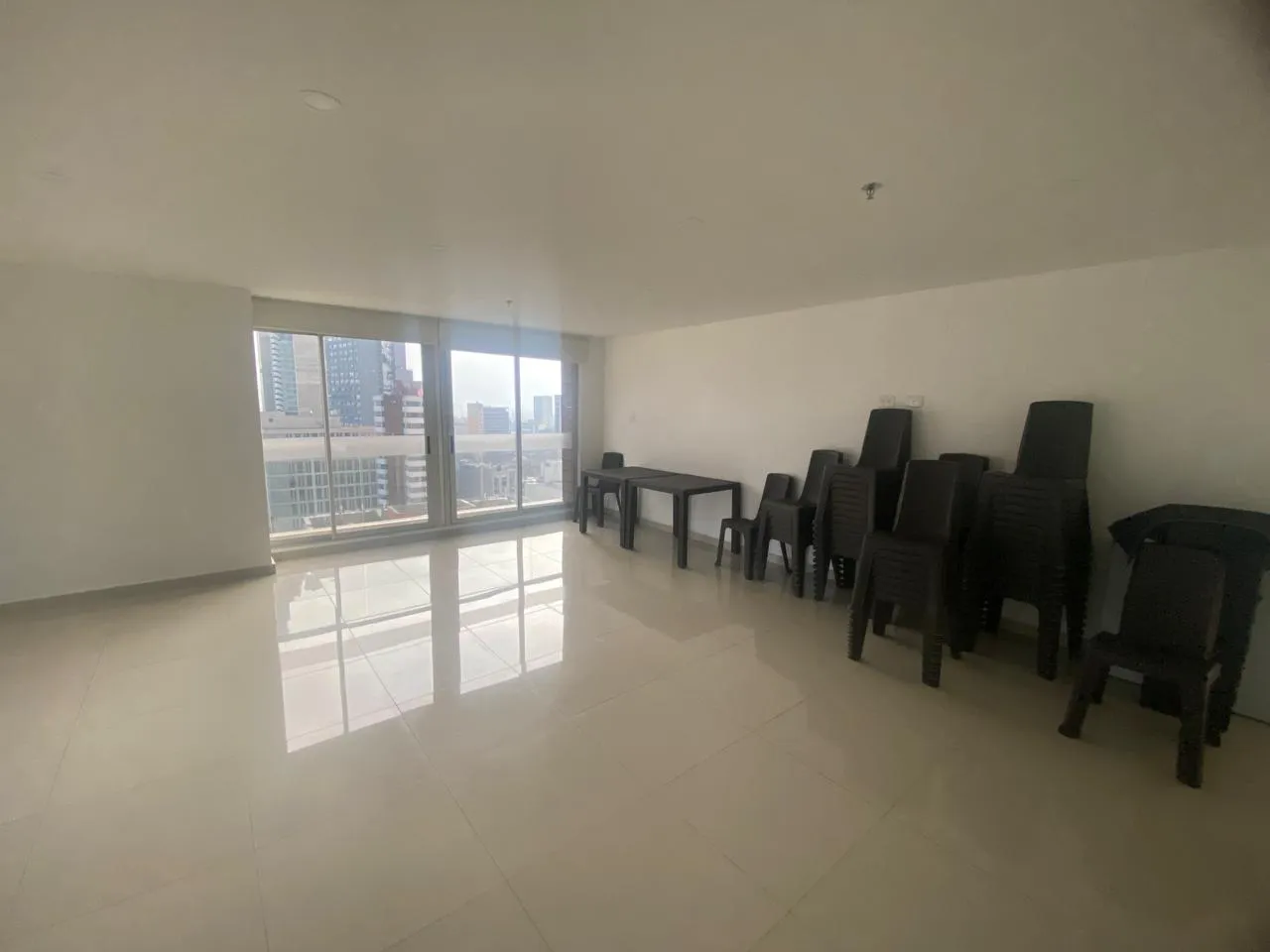 Apartamento en Venta en Las Nieves, Centro de Bogotá Balcón, Parqueadero y Depósito - 18