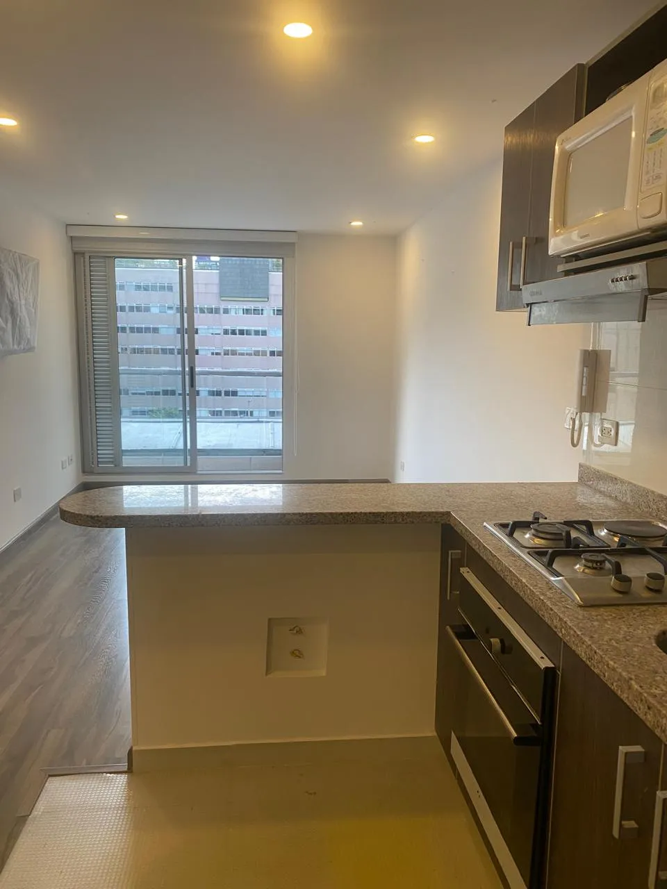 Apartamento en Venta en Las Nieves, Centro de Bogotá Balcón, Parqueadero y Depósito - 5