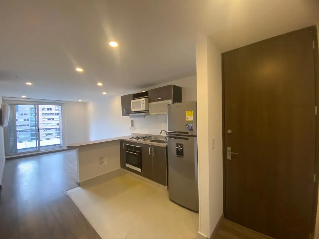 Apartamento en Venta en Las Nieves, Centro de Bogotá Balcón, Parqueadero y Depósito - 3