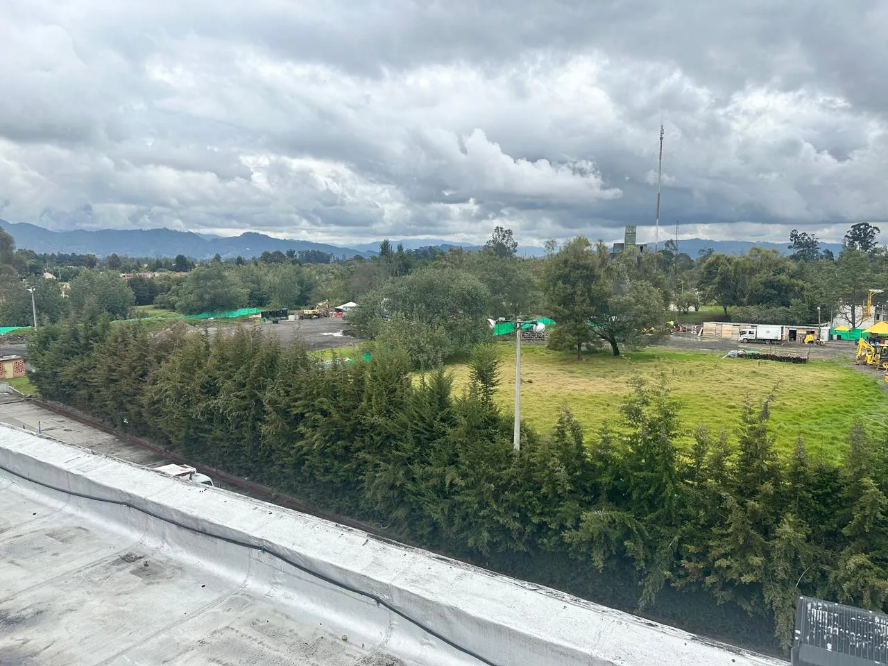 Lote en arriendo  Bogota - 11