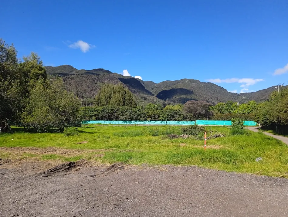Lote en arriendo  Bogota - 10