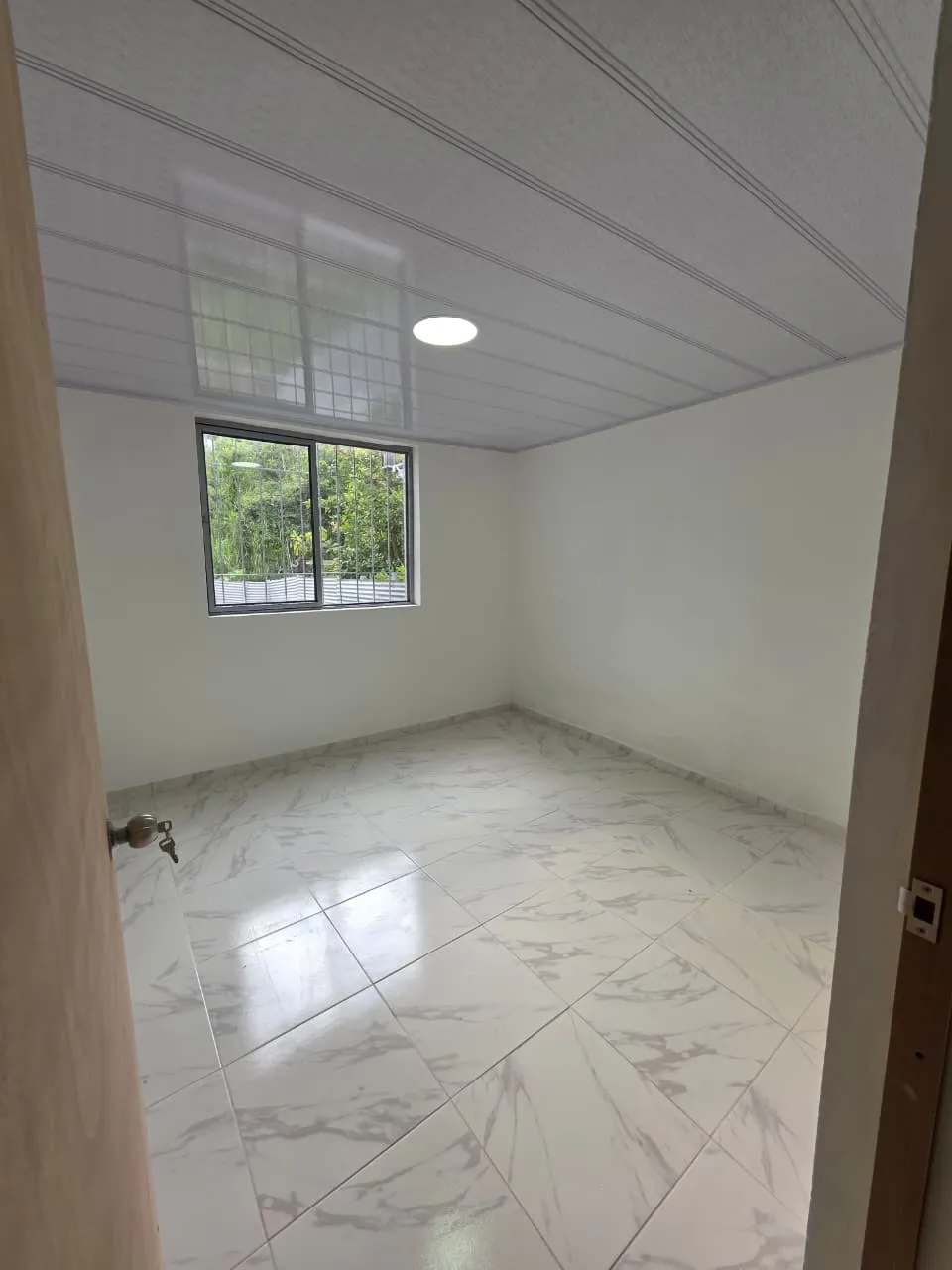Se vende hermosa casa en Manizales barrio la Asunción — foto 5