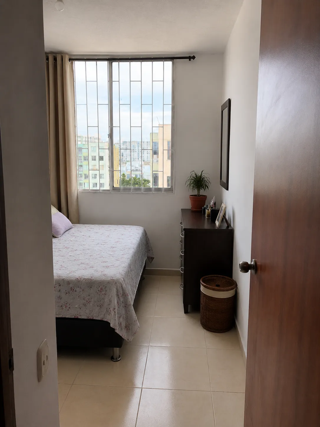 Apartamento en venta | Alameda del Jardín | 3 habitaciones | Sala amplia - 5