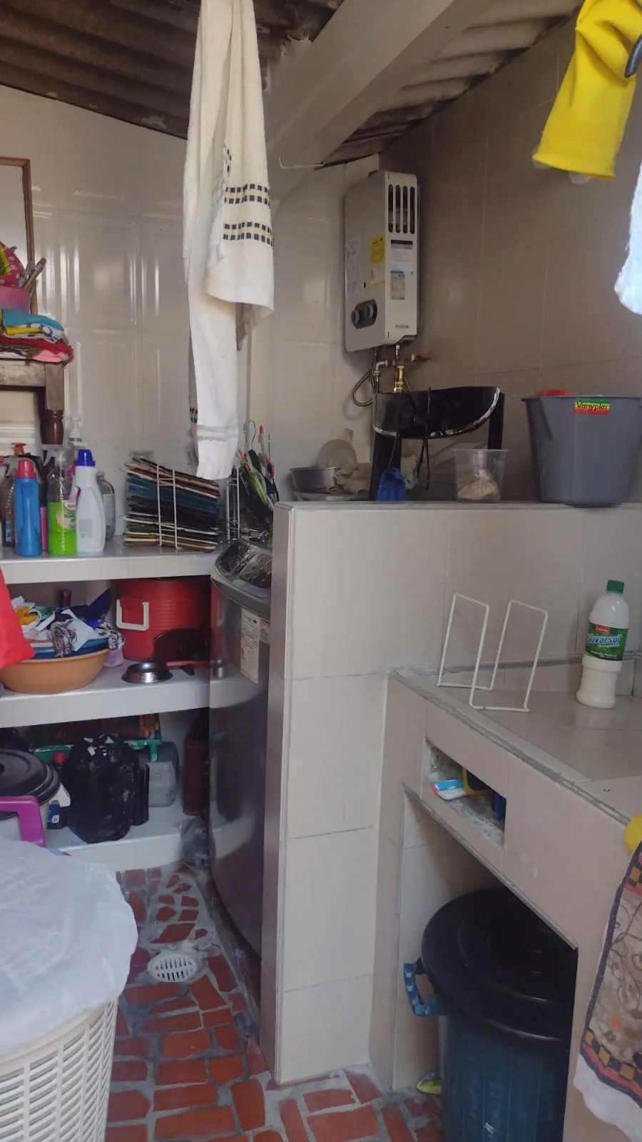 Casa en venta en Bucaramanga, Sector Cacique – Conjunto cerrado con 4 habitaciones, estudio y parqueadero cubierto — foto 4