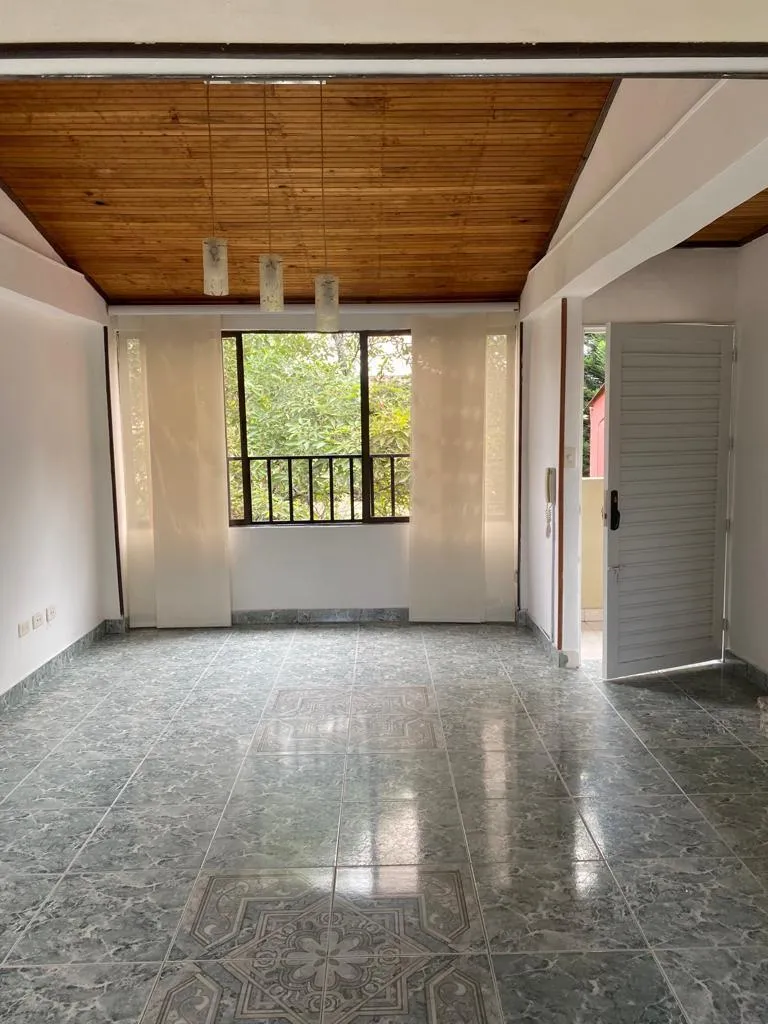Apartamento en venta en El Limonar, Cali 2 habitaciones Parqueadero comunitario - 6