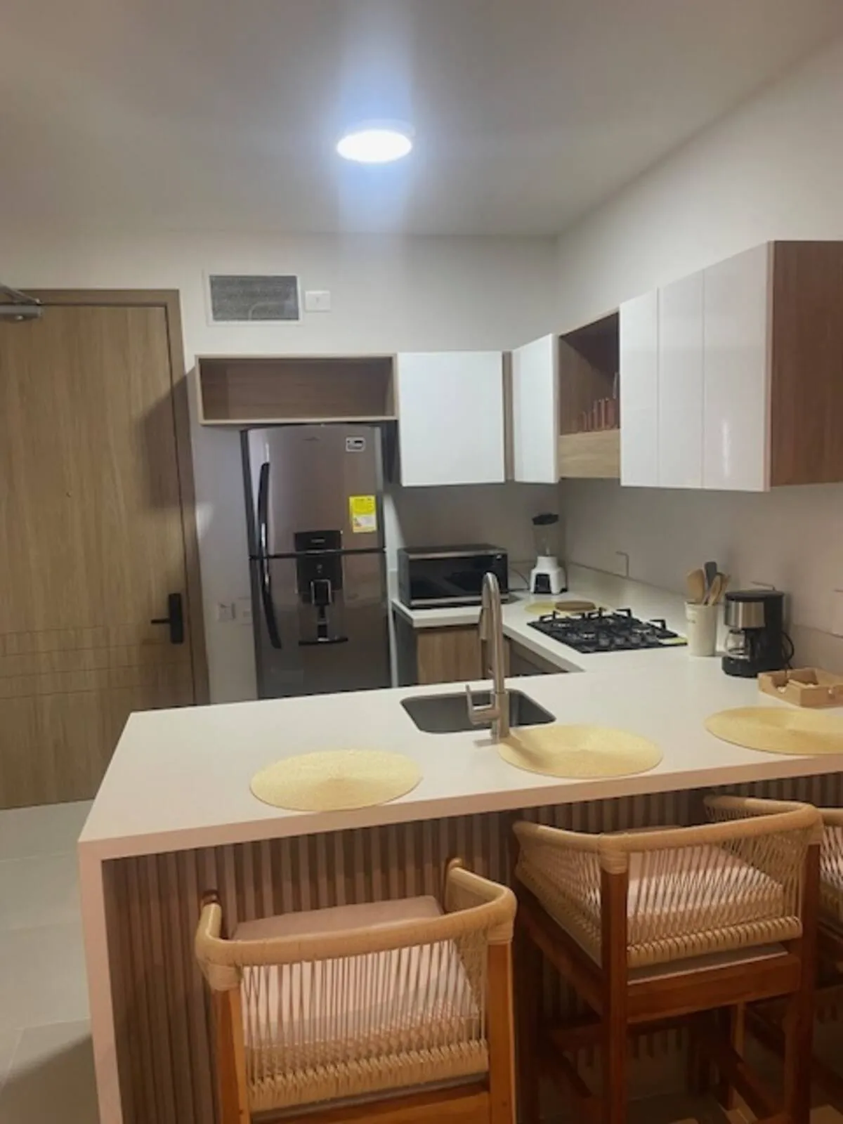 APARTAMENTO AMOBLADO EN VENTA EN BAÍA KRISTAL - CARTAGENA - 4