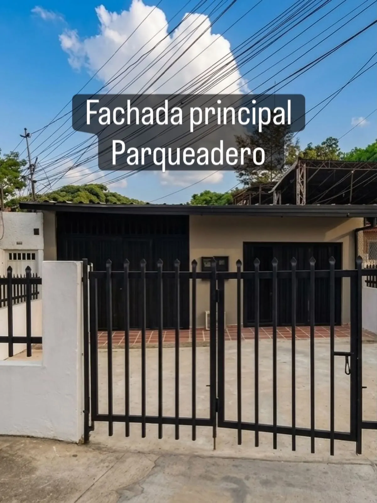 Venta Propiedad con Bodega Industrial y 2 Apartamentos en Bucaramanga Barrio Dangond - 1