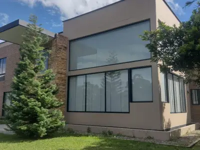 Casa finca de lujo en vía San Antonio de Pereira hacia La Ceja