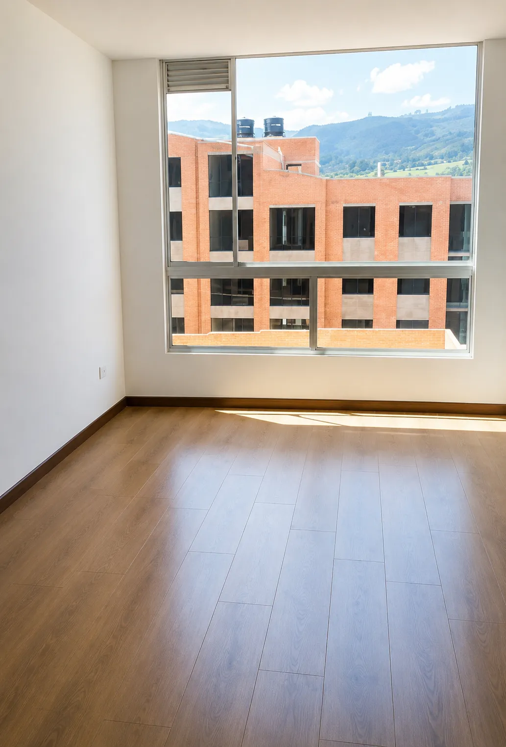 Apartamento en venta en Paipa, Boyacá – 72 m², 3 alcobas, balcón y patio - 1