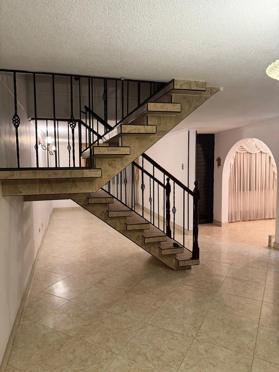 Casa en Arriendo en Los Álamos, Cali — foto 5