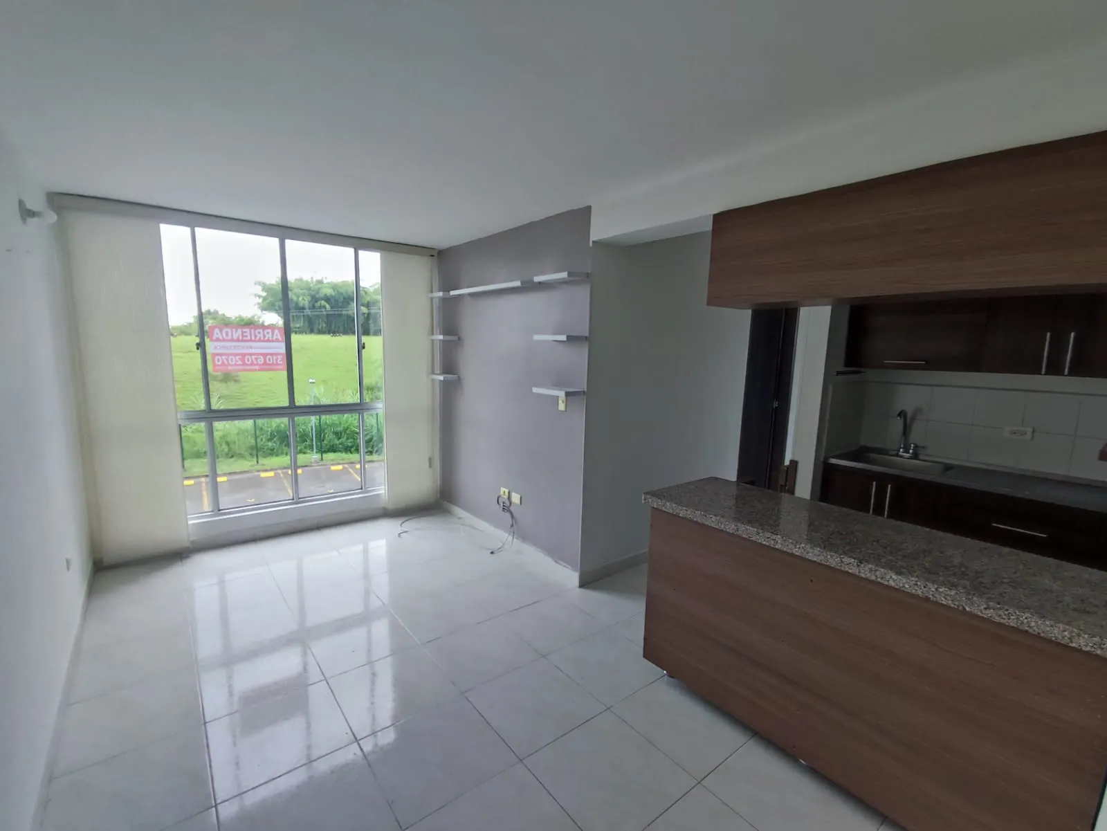 Apartamento Conjunto Cerrado Cabo Marzo - 1