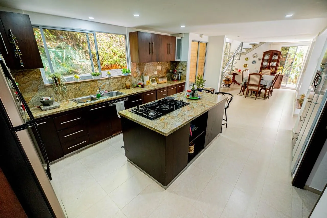 CASA EN VENTA EN COLINAS DE SAN REMO SABANETA — foto 7