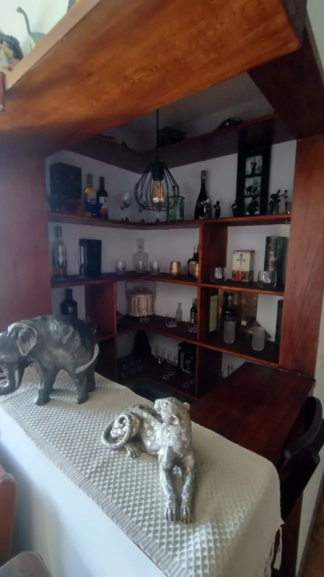 Apartamento en venta en el Centro de Medellín, sobre la Avenida La Playa - 5