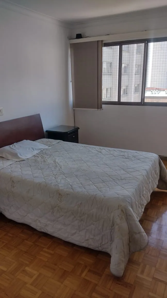 Apartamento en venta en el Centro de Medellín, sobre la Avenida La Playa - 19