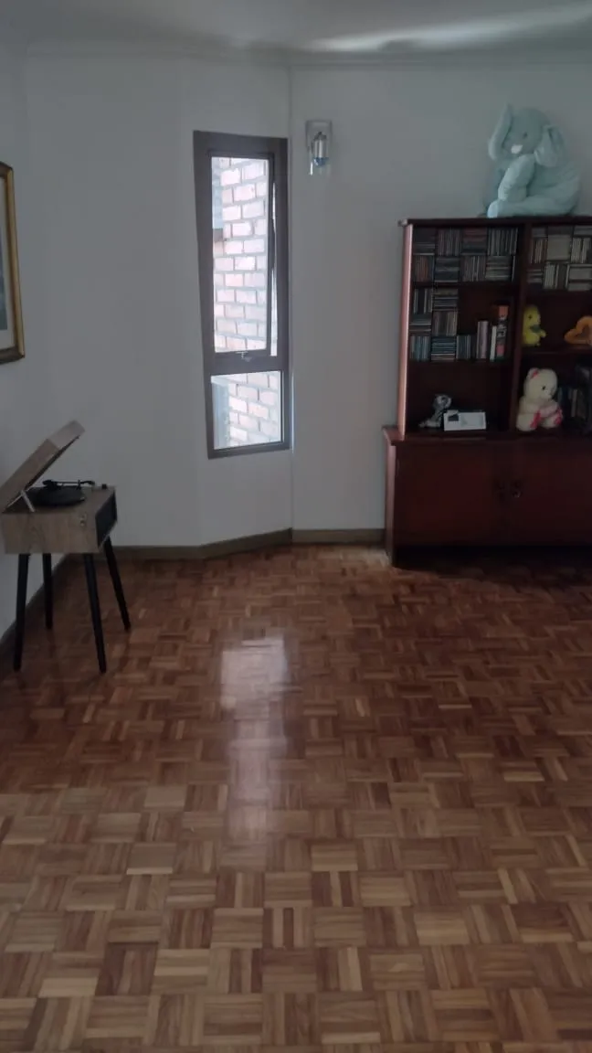 Apartamento en venta en el Centro de Medellín, sobre la Avenida La Playa - 17