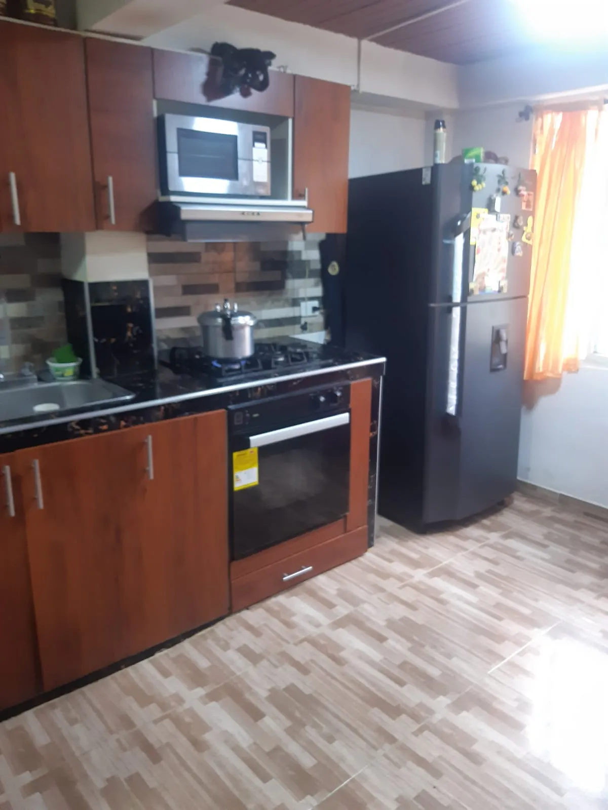 CASA ESQUINERA EN VENTA – VILLAGORGONA, BARRIO LA VICTORIA — foto 5