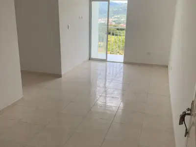 Apartamento en San Gil barrio José Antonio Galán