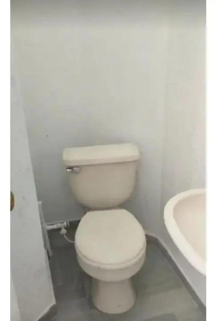 VENDO HERMOSO LOCAL COMERCIAL VILLA VERONICA  KENNEDY — foto 7