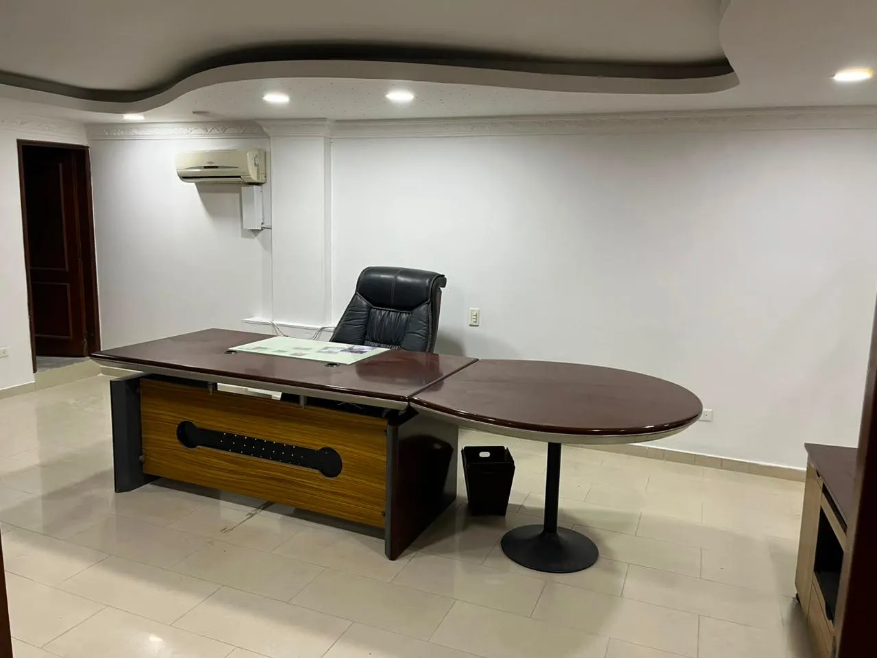 SE ARRIENDAN OFICINAS AMOBLADAS EN BUCARAMANGA - 2