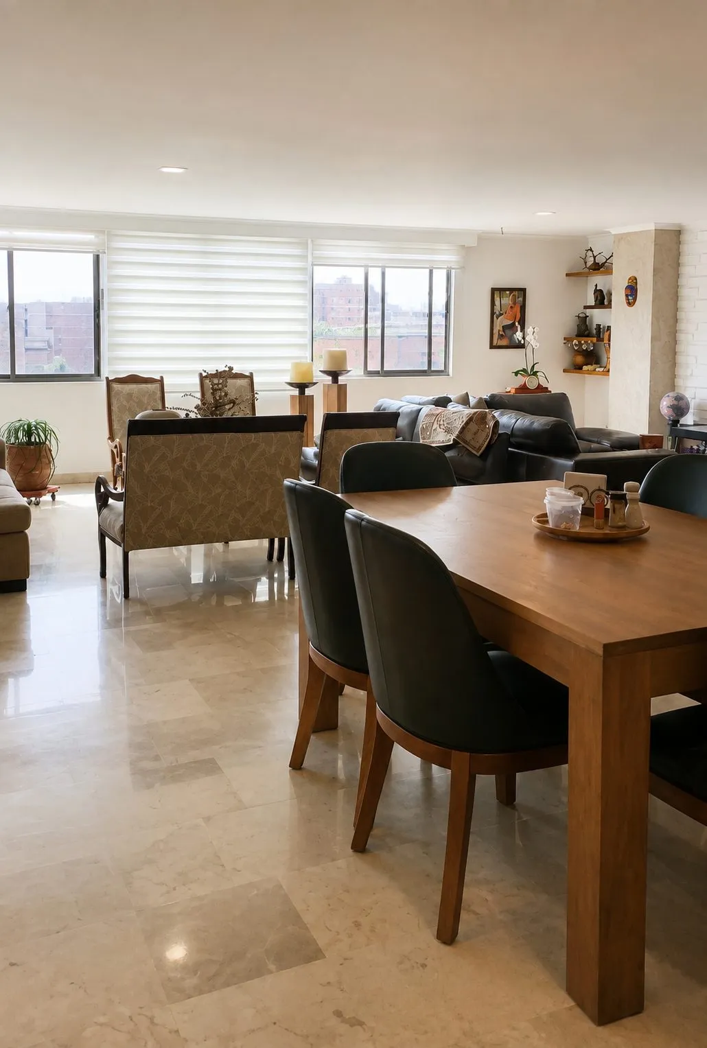 Apartamento en Venta en Medellín, Centro Residencial Colseguros - 2