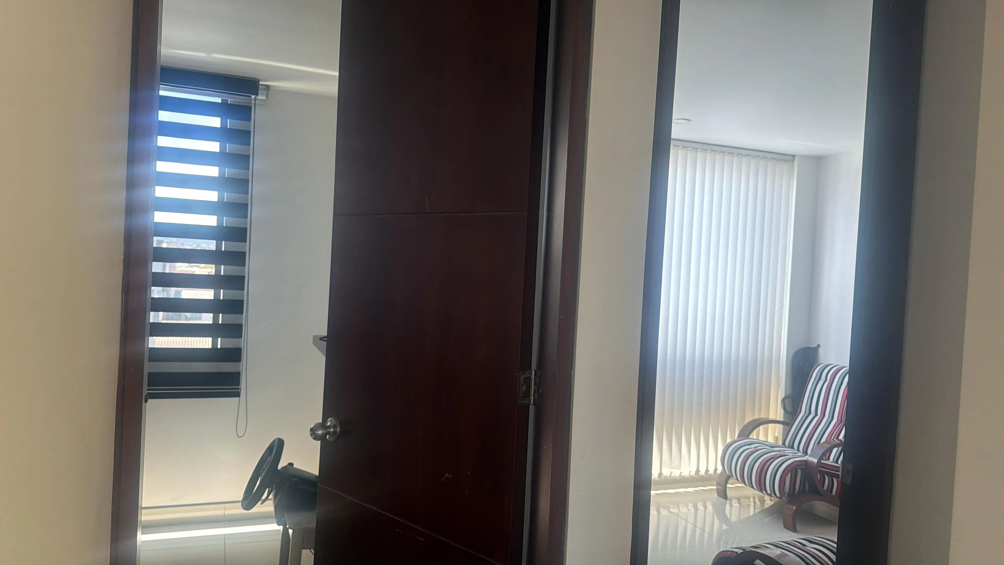 VENTA EDIFICIO Bodega + oficinas + 3 Apartamentos — foto 14