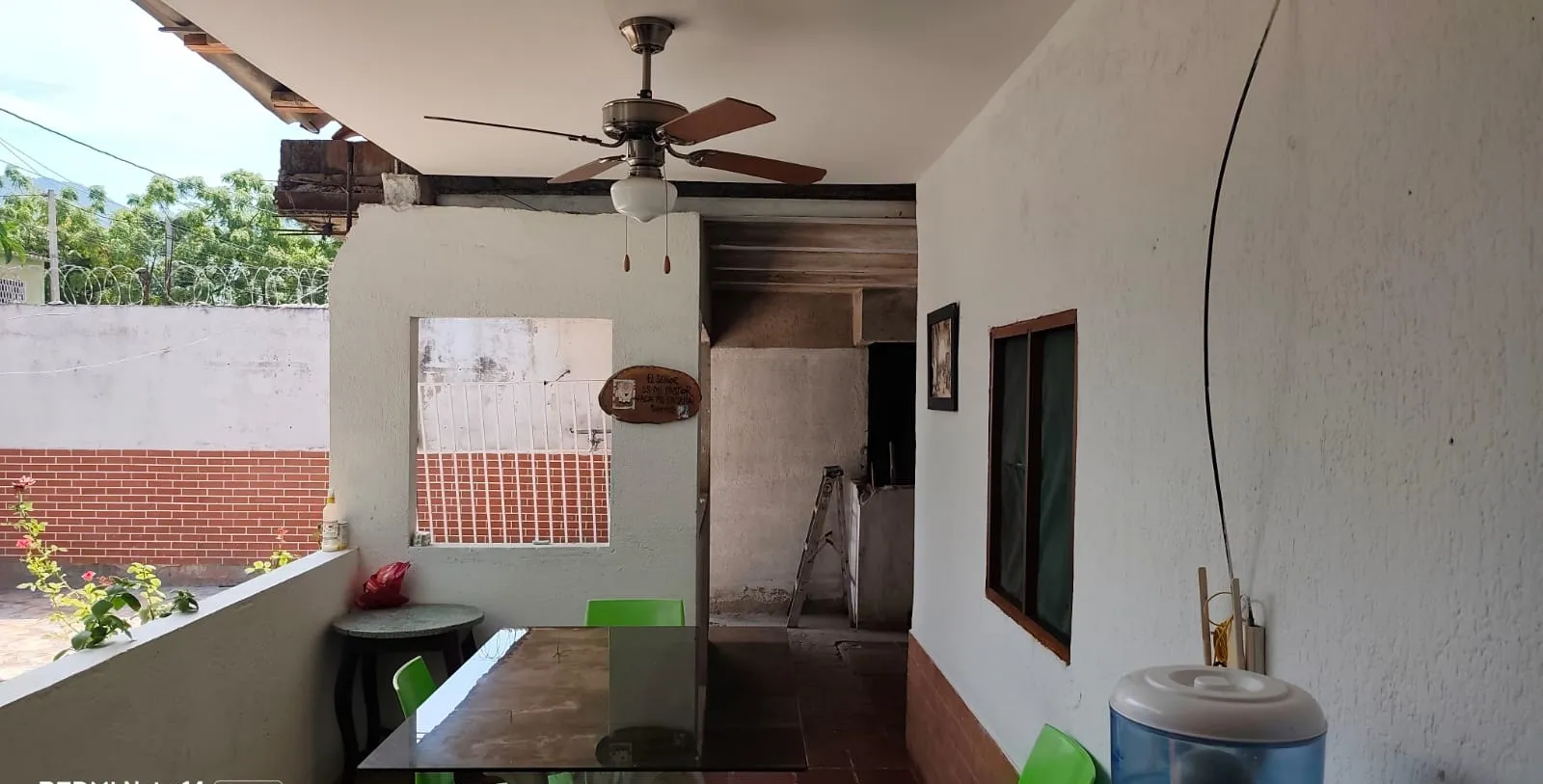PROPIEDAD DE 600 M2, HOSTAL, LOCALES COMERCIALES Y CASA LOTE EN SANTA MARTA — foto 4