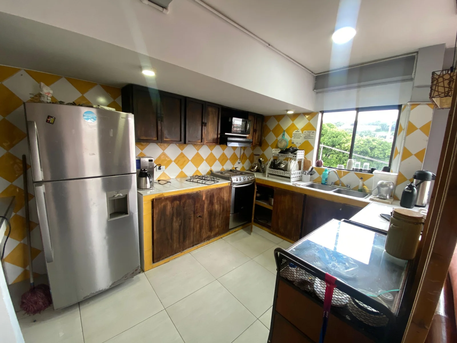 Venta en Miraflores, Cali, Hostal, con permisos y excelente rentabilidad - 10