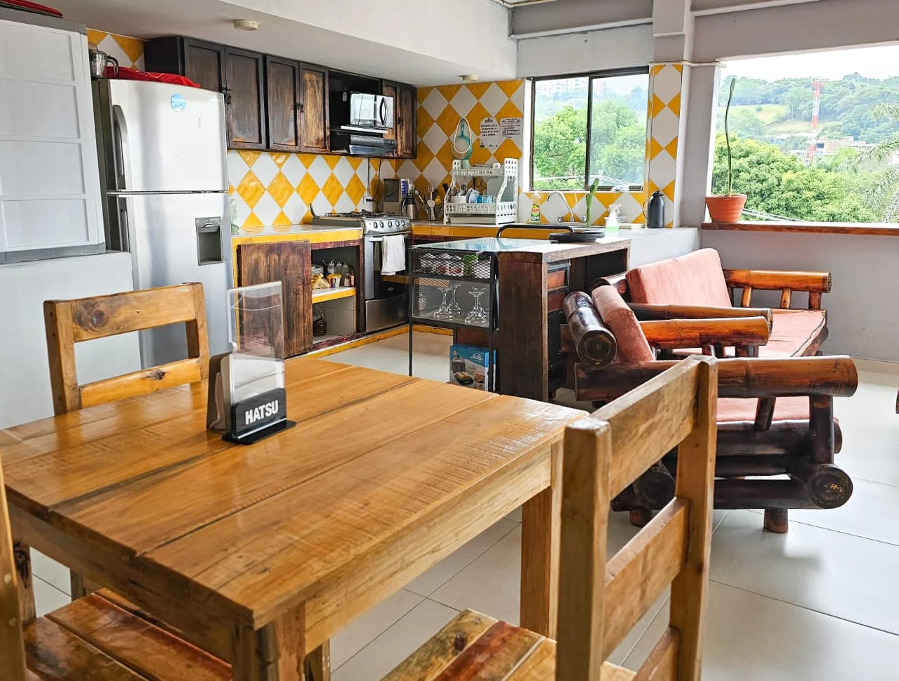 Venta en Miraflores, Cali, Hostal, con permisos y excelente rentabilidad - 3