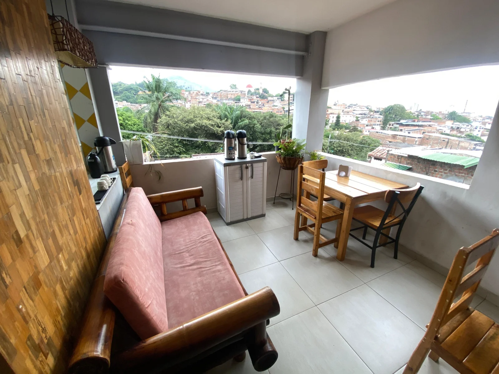 Venta en Miraflores, Cali, Hostal, con permisos y excelente rentabilidad - 9