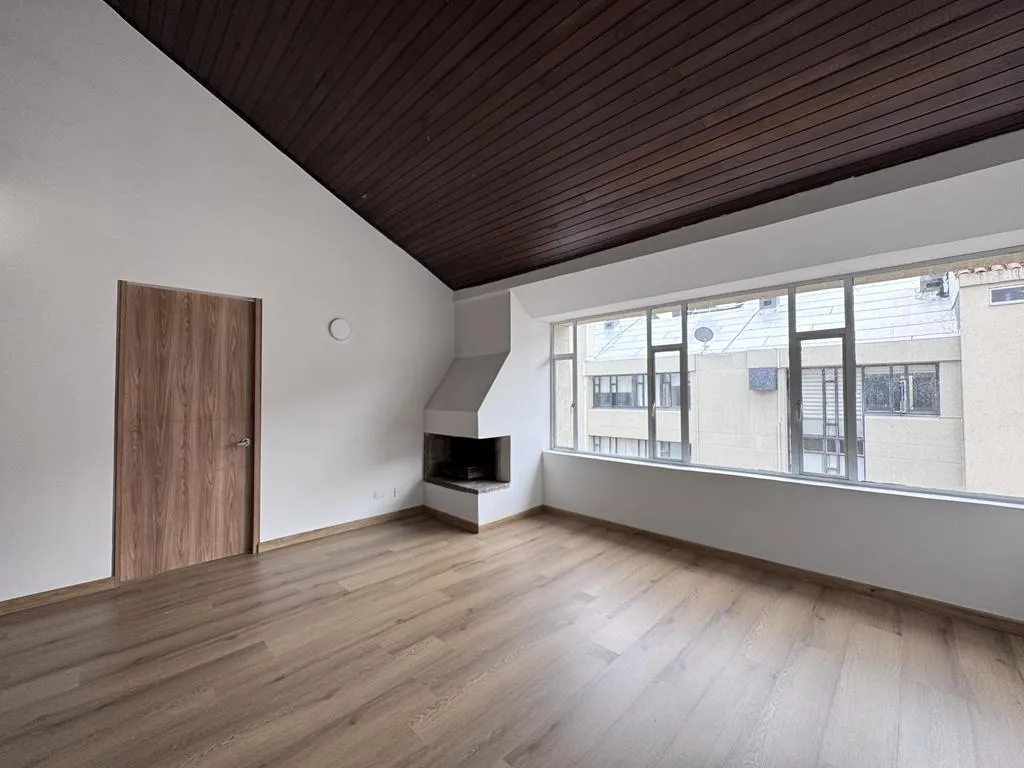 Apto Santa Bárbara Central: 105m2, 2 cuartos, 2.5 baños y 1 garaje — foto 2