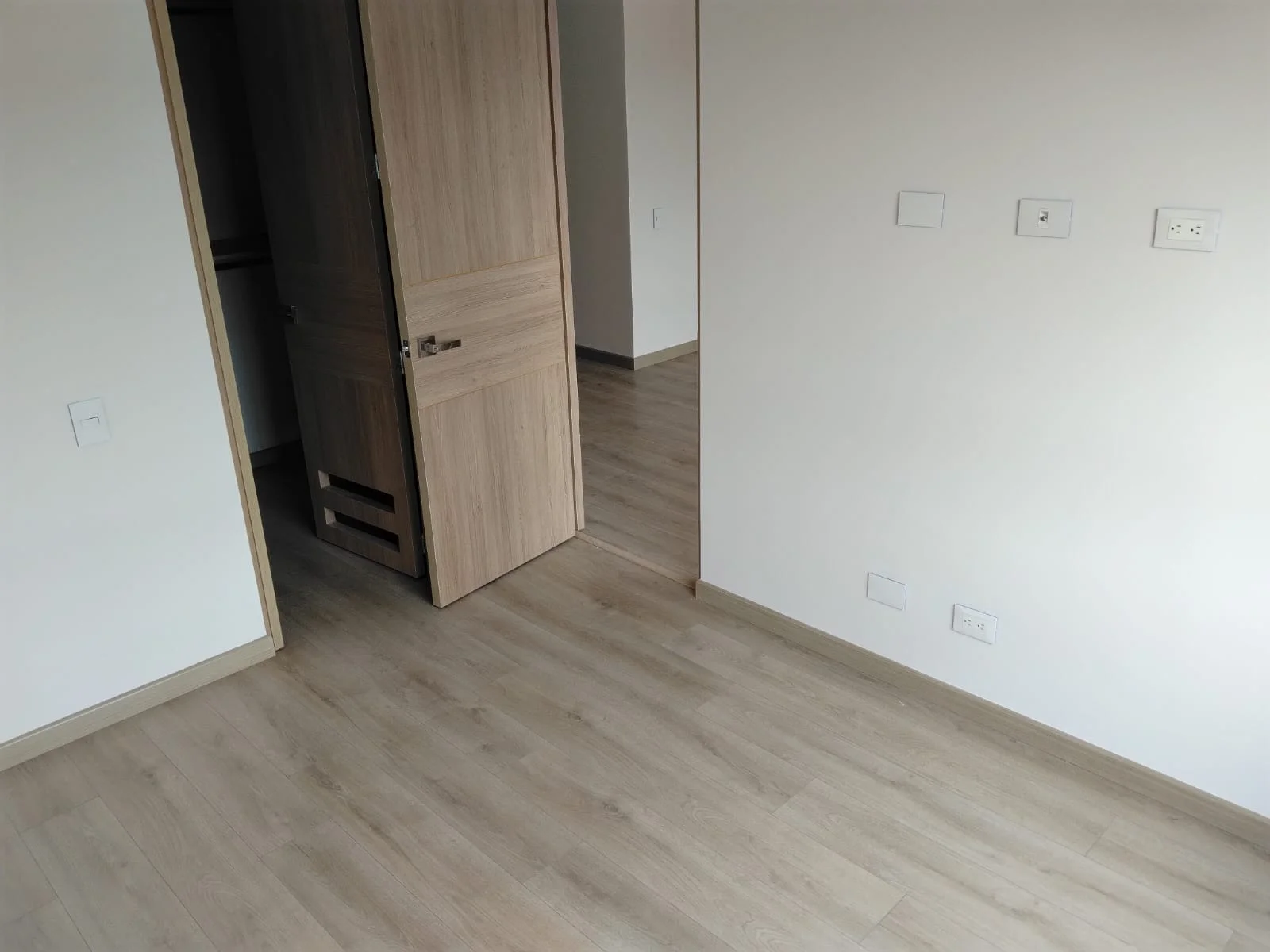 ARRIENDO APARTAESTUDIO EN EL BARRIO QUINTA PAREDES - 6