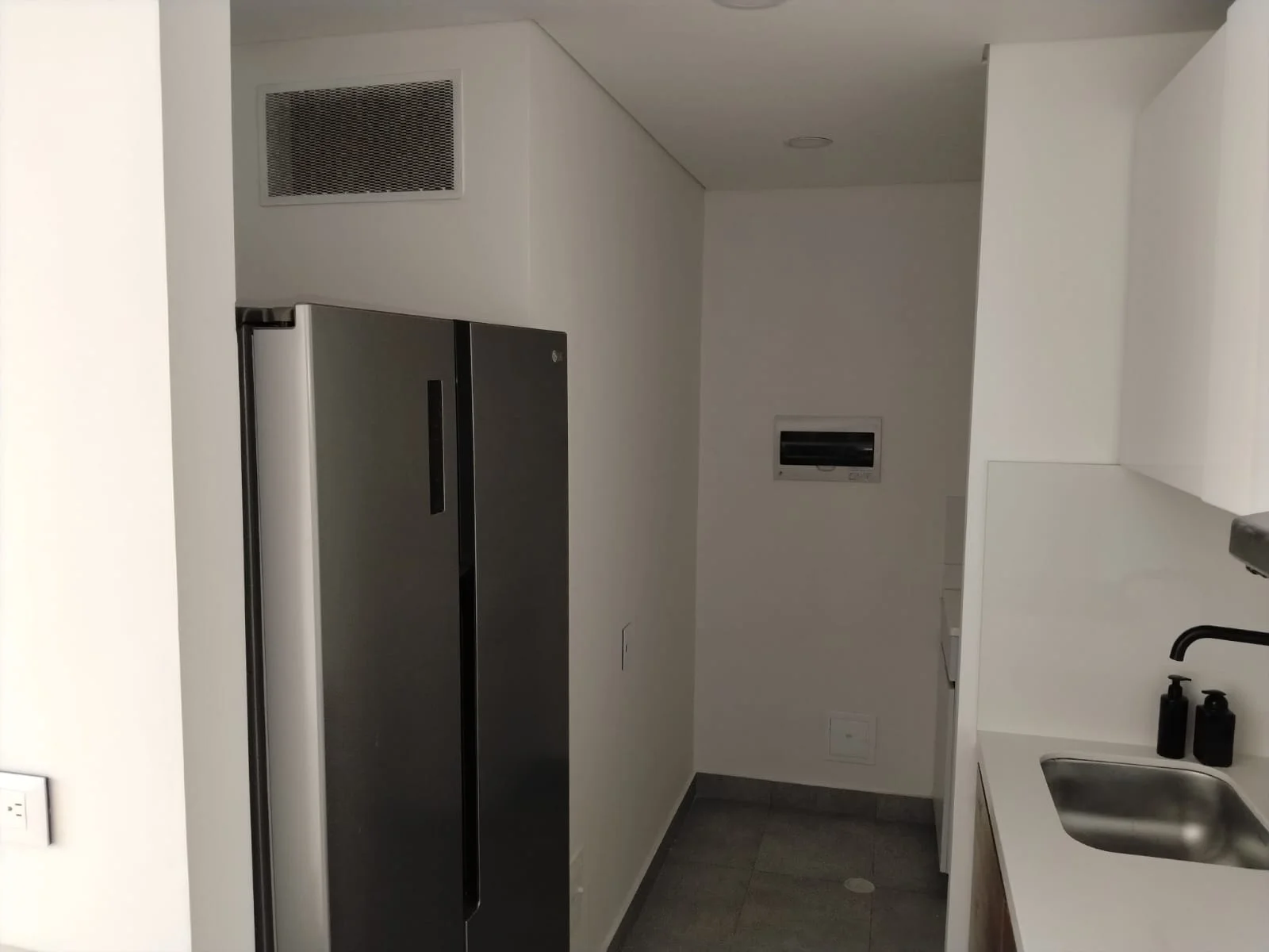 ARRIENDO APARTAESTUDIO EN EL BARRIO QUINTA PAREDES - 3