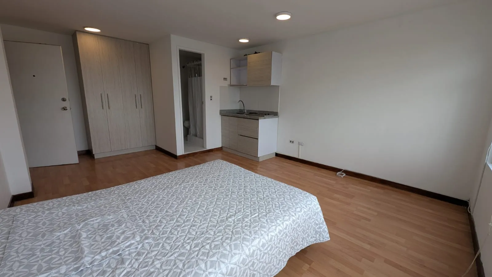 Apartaestudio en arriendo cerca del Hospital Militar y la Universidad Javeriana, Bogotá - 3