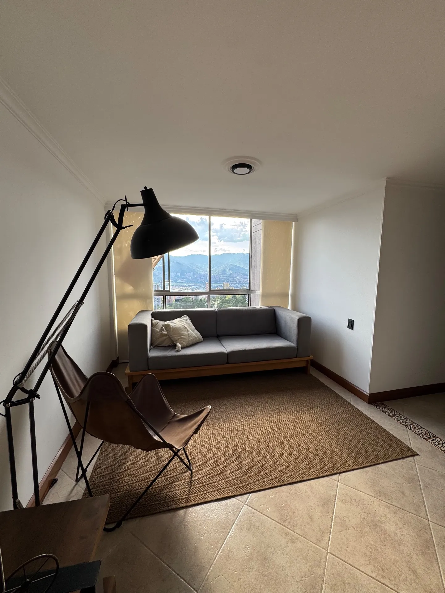 Apartamento en el poblado -Altos del poblado - 1