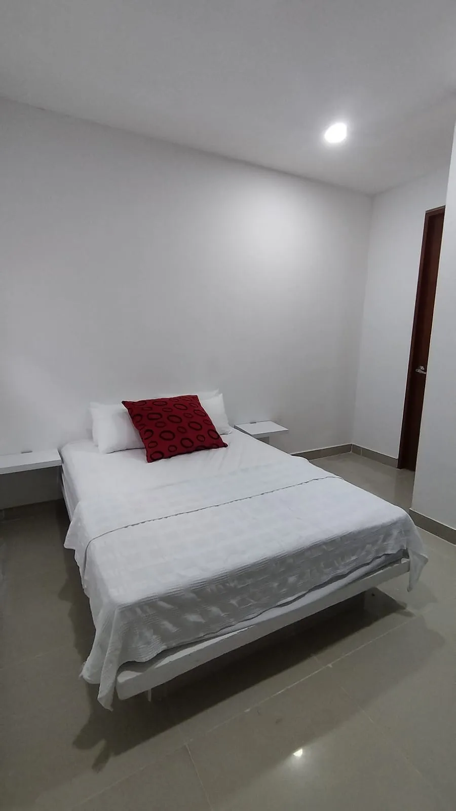 Apartamento en venta en Laguna Club Cartagena de Indias, piscina privada y venta a puerta cerrada - 5