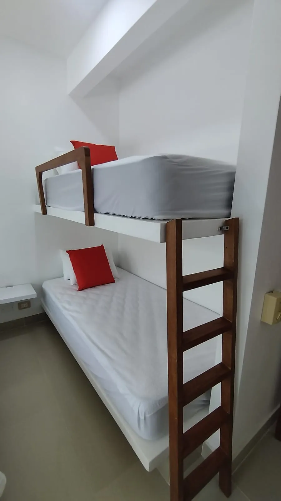 Apartamento en venta en Laguna Club Cartagena de Indias, piscina privada y venta a puerta cerrada - 7