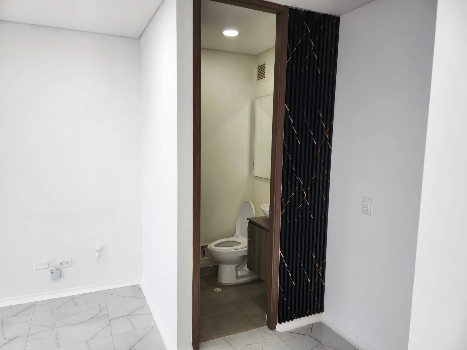 Oficina en venta en Chía, 27,07 m² remodelada con parqueadero - 9