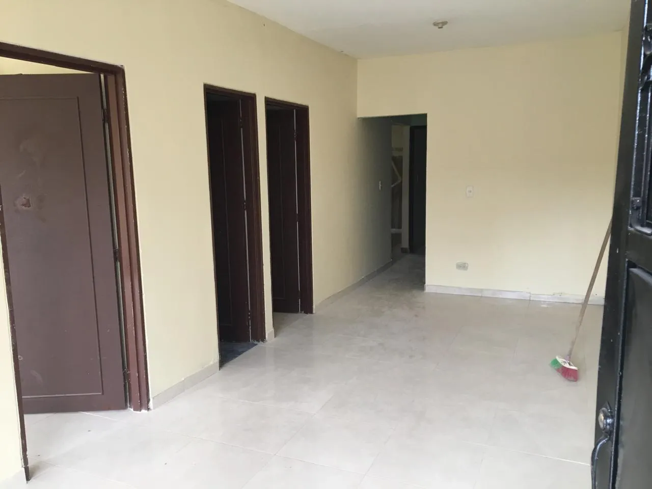 Se vende casa de 3 pisos en Floralia - 6